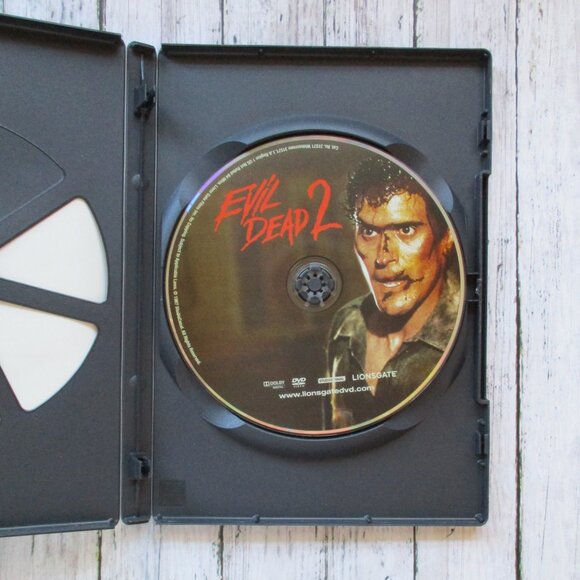 Evil Dead 2 DVD Suspense Horror Movie - Picture 3 of 4